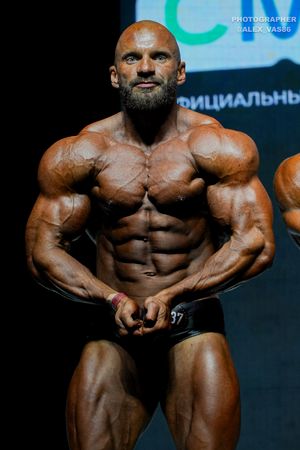CLASSIC PHYSIQUE 178
